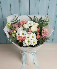 Букет цветов из:  Розы, Лизиантусы и Хризантемы в Рогнедино
