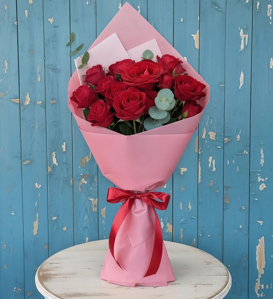 Букет цветов из: Розы в Рогнедино