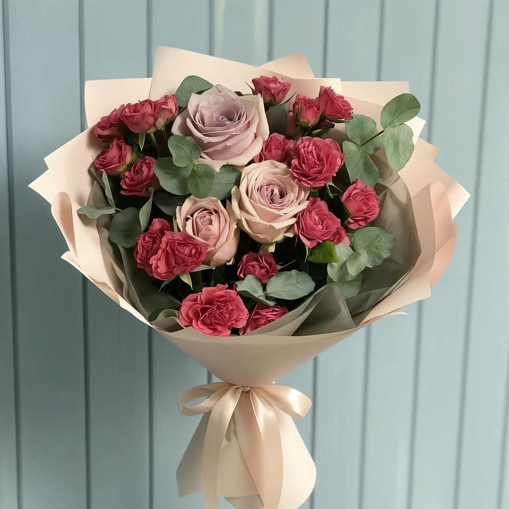 Букет цветов из: Гвоздики и Розы в Рогнедино