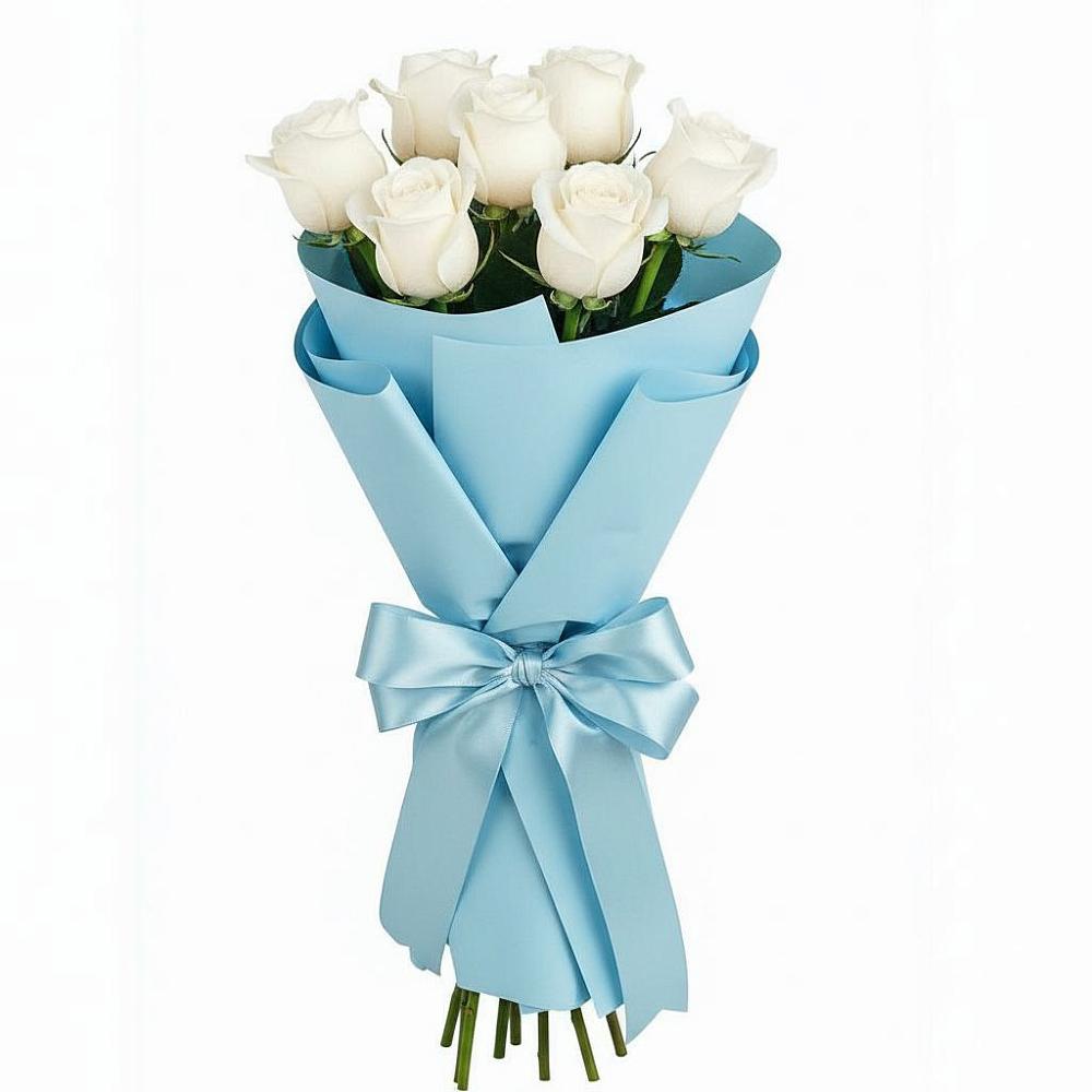 Букет 7 белых роз Проуд в Рогнедино