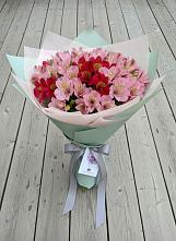 Букет цветов из:  Альстромерии в Рогнедино