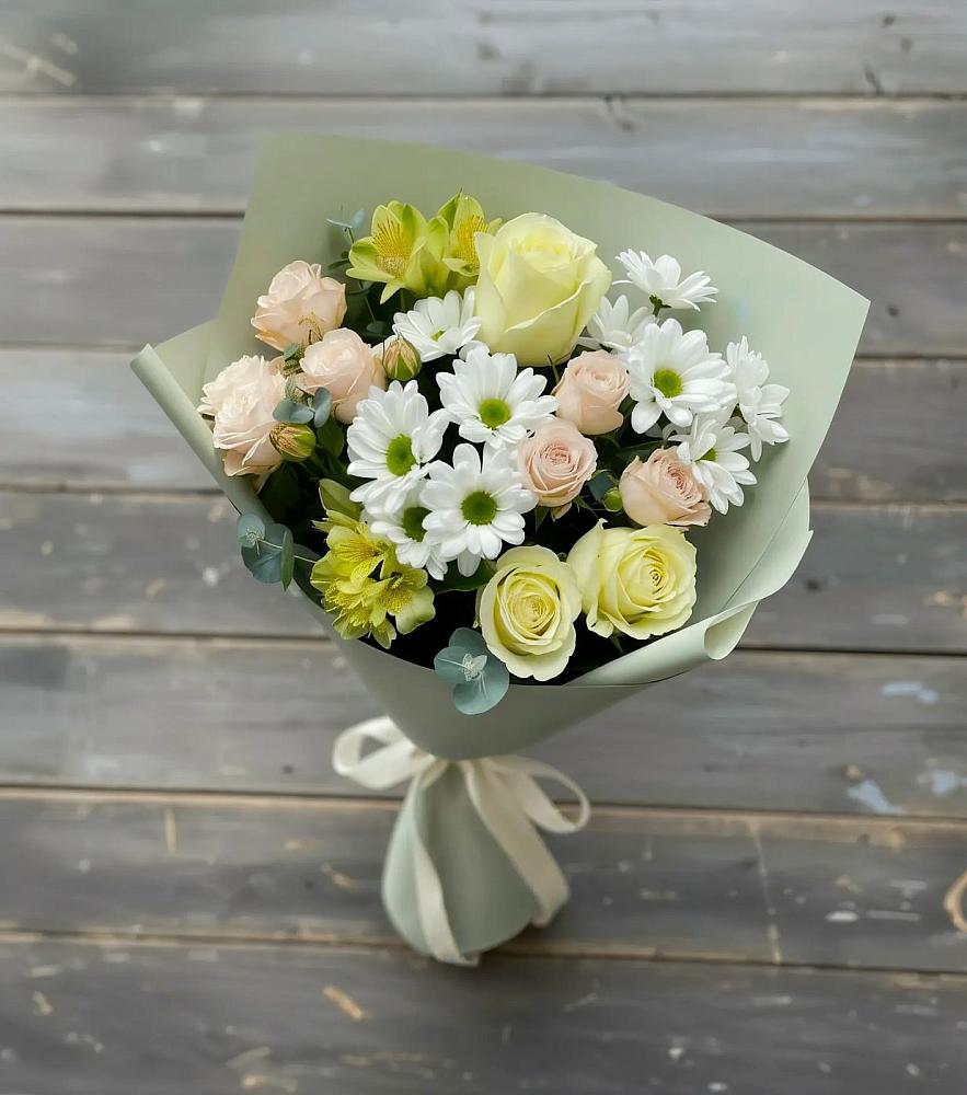 Букет цветов из: Альстромерии, Розы и Хризантемы в Рогнедино