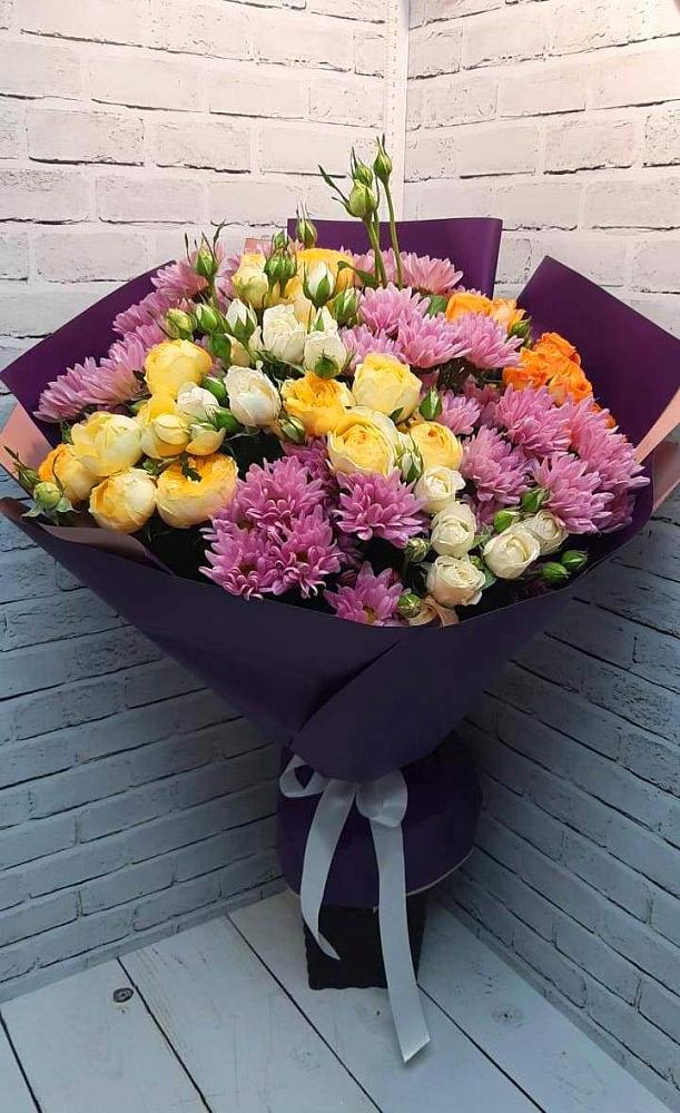 Букет цветов из: Хризантемы и Розы в Рогнедино