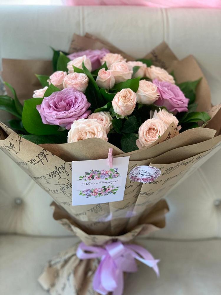 Букет цветов из: Розы в Рогнедино