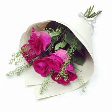 Букет цветов из:  Розы в Рогнедино