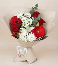 Букет цветов из:  Розы, Хризантемы, Герберы и Лилии в Рогнедино