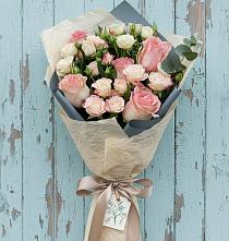 Букет цветов из:  Розы в Рогнедино