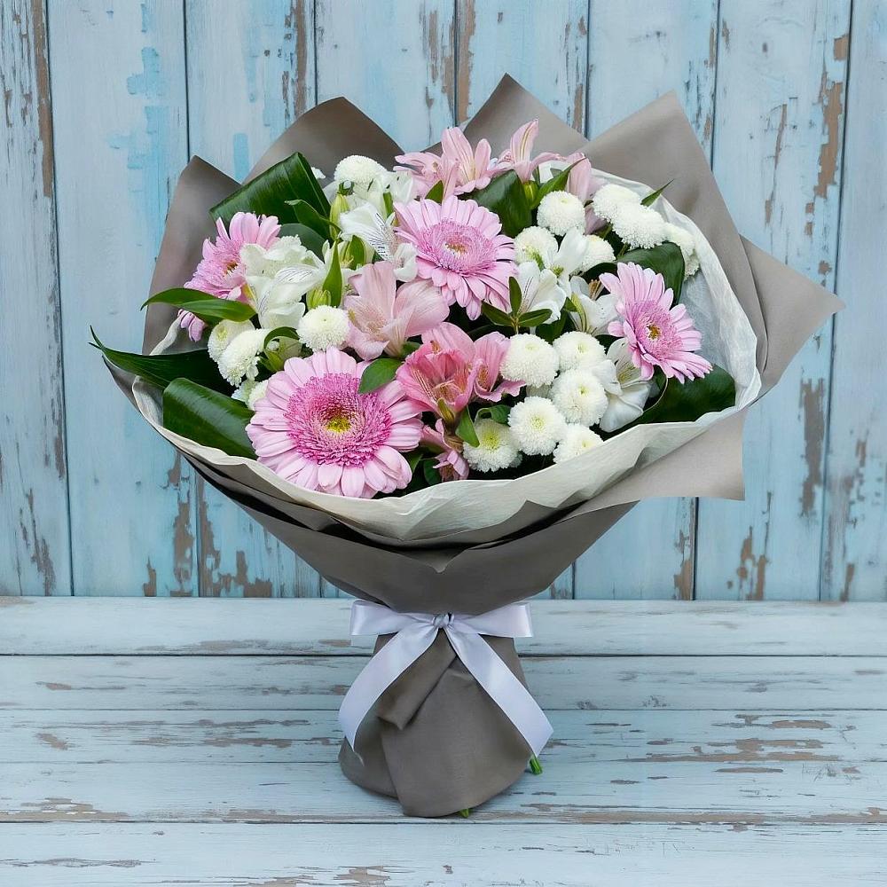 Букет цветов из: Герберы, Альстромерии и Хризантемы в Рогнедино
