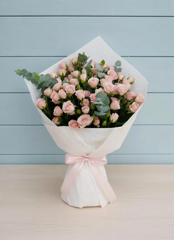 Букет цветов из: Розы в Рогнедино