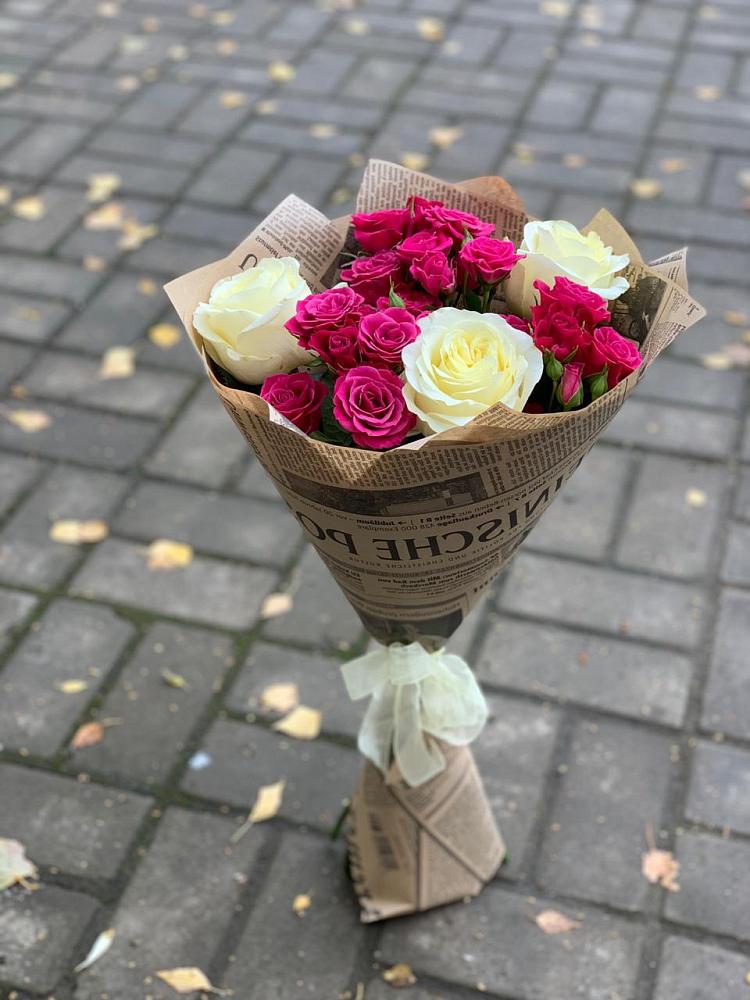 Букет цветов из: Розы в Рогнедино