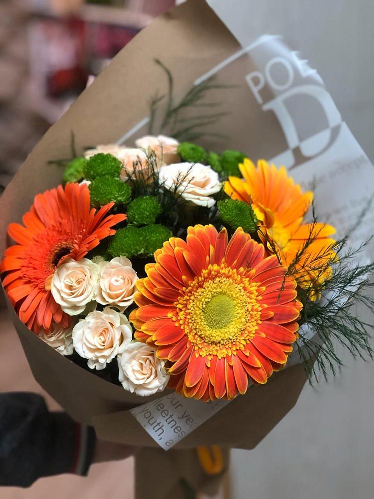 Букет цветов из: Герберы, Хризантемы и Розы в Рогнедино