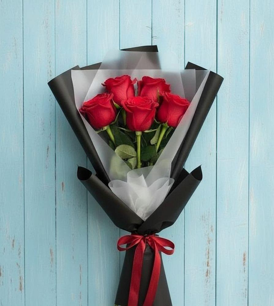 Букет цветов из: Розы в Рогнедино